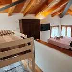 ゲストハウス Casa Dei Cedri 3*